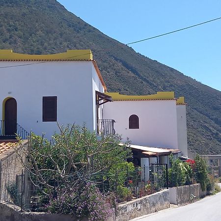 Casa Garibaldi Apartment Leni Exterior photo